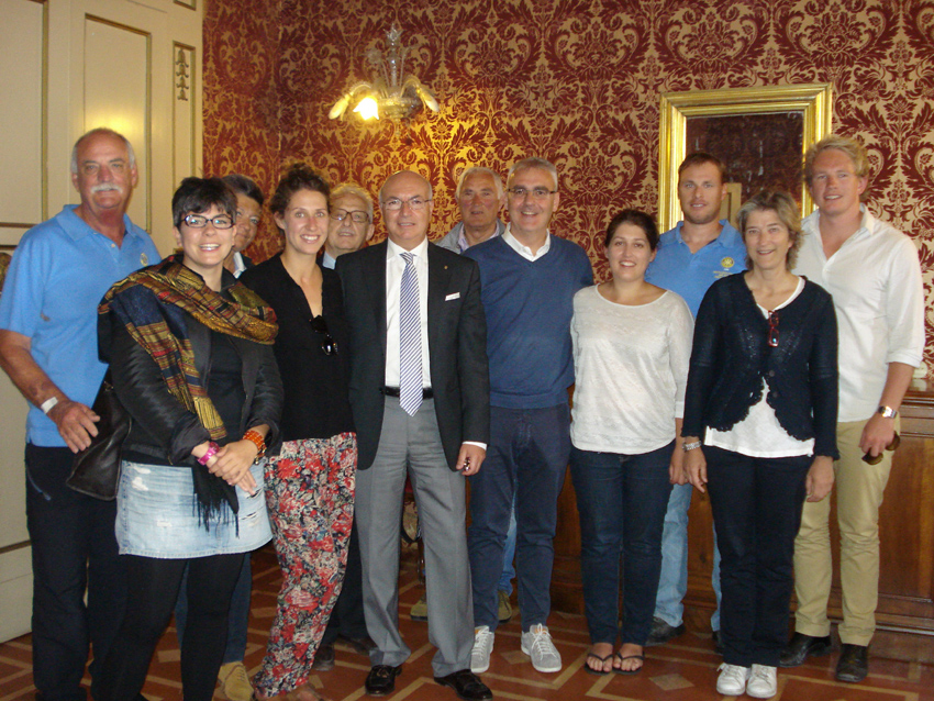 Gruppo di studio dalla Tasmania, a Macerata, con il Rotary