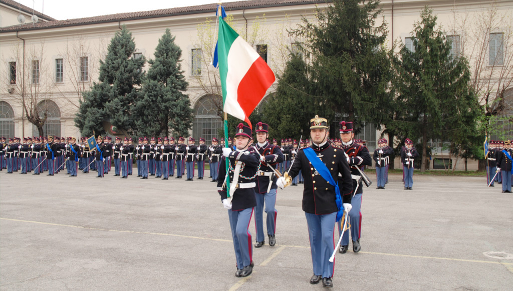 COMANDO MILITARE ESERCITO “ABRUZZO”  – ESERCITO ITALIANO – CONCORSO PUBBLICO PER L’AMMISSIONE DI 160 GIOVANI ALLE SCUOLE MILITA