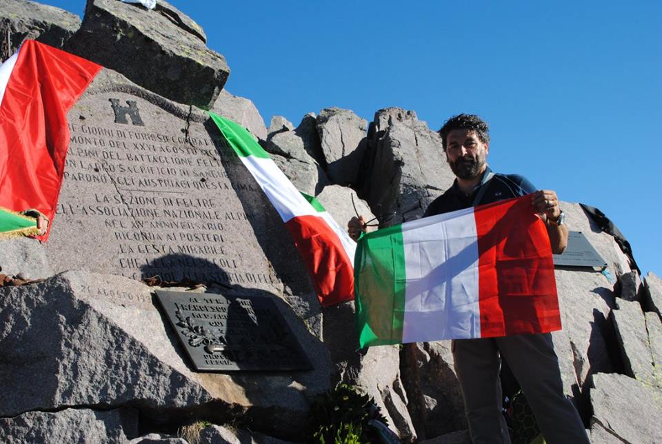 De Berardinis e Artemia edizioni ospiti degli Alpini ad ASCOLI per ricordare la Grande Guerra.