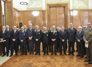 Intervento del presidente di ASSOARMA, Gen. C. A. Mario Buscemi, all’incontro svolto il 19 dicembre 2016, a palazzo aeronautica, per il tradizionale scambio di auguri del ministro della difesa, Roberta Pinotti, con il corpo degli addetti militari accreditati in Italia, le Associazioni Combattentistiche e d’Arma ed i Vertici della Difesa.