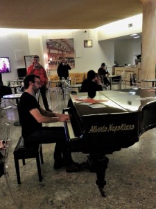 Mauro Patricelli, compositore e pianista abruzzese,  da Copenaghen a Napoli passando per Roma. L’intervista.