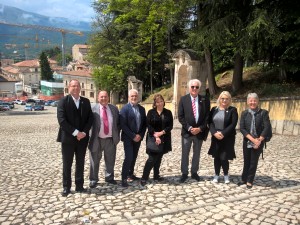 SUE HICKEY, SINDACO DI HOBART, IN VISITA A L’AQUILA, CITTA’ GEMELLA  La delegazione della capitale della Tasmania ha incontrato il sindaco Cialente e la Rettrice dell’Università