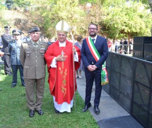  Gen.B. De Vito, Mons. BASSETTI, sindaco BIONDI