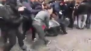 Arrestati due dei fascisti che hanno aggredito, in massa, il carabiniere, rimasto isolato, negli scontri a Piacenza.