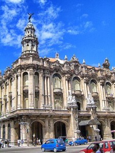 Dalla Pergola al Gran Teatro dell’Avana:  là dove il telefono è nato.