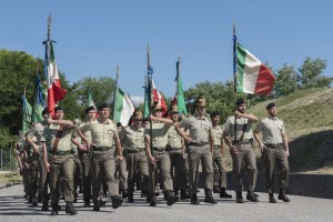  Sfilamento dell Bandiere di Guerra dei reggimenti di artiglieria