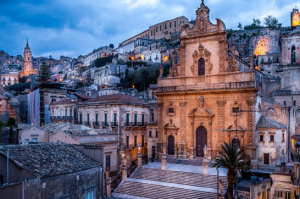 Modica,chiesa di San-Pietro apostolo.