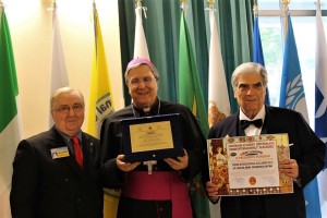 presidente Ruberto, con Mons. Francesco Savino e Alfredo Percacciante.