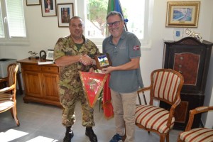 COMANDO MILITARE ESERCITO “ABRUZZO”. IL COMANDANTE MILITARE DELL’ESERCITO PER L’ABRUZZO RICEVE LA VISITA DEL DIRETTORE GENERALE DELLA A.C. PERUGIA.